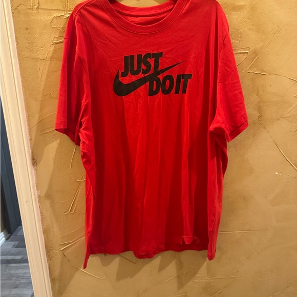 Nike Other - Nike Red Black Short Sleeve Tee 3XL